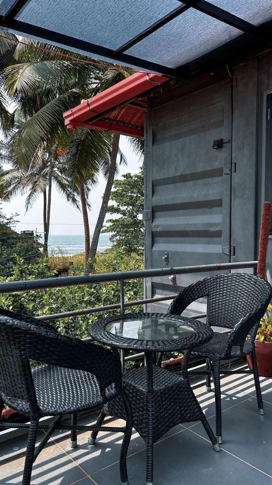 Cove-By Beach Social Apartment Kannur Exterior photo